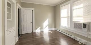 Hawthorne Street Gallery 46