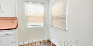 848 1/2 Emerald Street Gallery 7