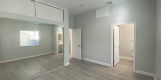 766 West 25th Street Gallery 14