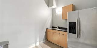 1627 Locust Street Gallery 44
