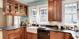 3 Bed 2.5 Bath - Takoma Park Craftsman - Spacious Rear Deck Gallery 12