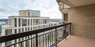 Courthouse Plaza Gallery 25