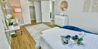 Verona at District Gallery 23