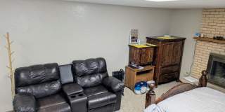 1940 Larkspur Drive Furnished Basement Apartment 1940 Larkspur Drive Furnished Basement Apartment Gallery 2