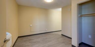 Tabor Lake Apartments Gallery 4