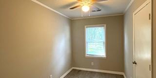 T.R. Lawing Realty Property Gallery 8