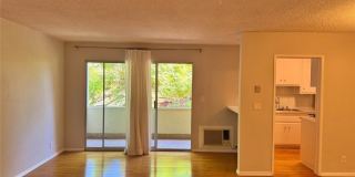 5625 Sumner Gallery 13
