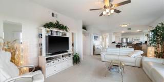 14819 Laguna Dr Gallery 5