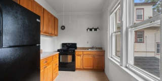 281 19Th Ave, 2nd flr Gallery 10