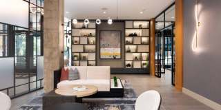 Elle Gallery 34