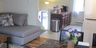 901 Mammoth Road Gallery 10