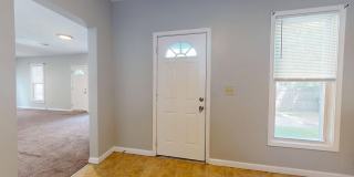 Madison/W.95th neighborhood : 3 bedroom/1 bath single family house available NOW. Gallery 61