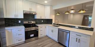 8760 STONERIDGE Drive Gallery 4