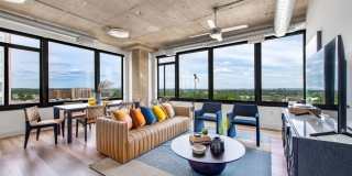 Three Collective Gallery 80