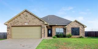 Beautiful 4 + Bedroom Home in Gated North Rose Lake Villas + Deer Creek Schools! Gallery 1