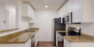 Orchard Glen Apartments Gallery 10