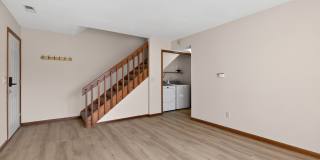504 Seagraves Avenue Gallery 1