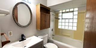 Bellfontaine Neighbors Home for Rent Gallery 7