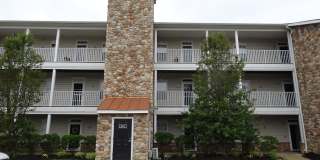 101 COLONIAL DOWNS Court Gallery 1