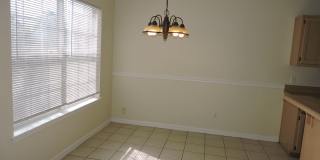 Centrally located with easy access to bases & shopping! Gallery 5