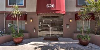 Vibrant Koreatown Living with Rooftop Pool & Spa - 620 S. Gramercy Place Gallery 4