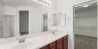 Oversized Lot + Dual Garages! 3 Bed + Den in Mountain Vista Gallery 24