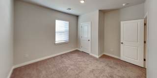 3 Bedroom 2 Bathroom 2 Car Garage Home in Oakdale School District Gallery 13
