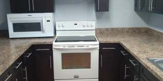 213 Martin Street Gallery 2