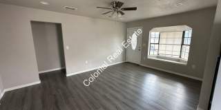 Updated and spacious 2 bedroom/1 bathroom house with detached 1 car garage. Gallery 3