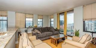 330 N Jefferson Street unit: 1405 Gallery 6