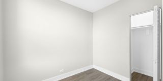 722 S Racine Gallery 21