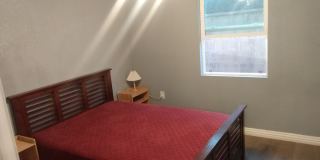 Charming 2BR House in Rosamond Gallery 5