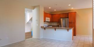 North Oaks Community - Spacious 3 Bedroom Townhome Gallery 8