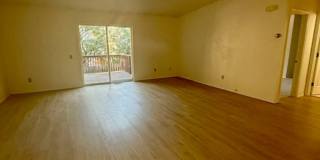 4 Bedroom, 2 Bathroom Duplex - Pet Friendly Gallery 28