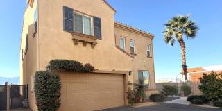 AVAILABLE NOW!! 4 Bedroom 3 Bathroom House in Palm Desert! Gallery 1