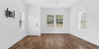 Overbrook / 7 Railroad St. Gallery 9