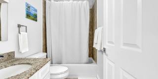 Spacious & Fully Renovated Townhome in East Hollywood – Prime Location! Gallery 28