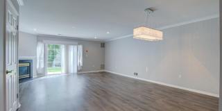16 Gloucester Court Gallery 9