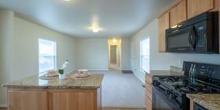 Four Seasons Apartment Homes Gallery 10