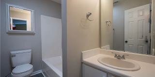 Room in 5 Bedroom Home at Feldspar Way Gallery 28