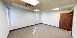 4770 Indianola Ave Gallery 11