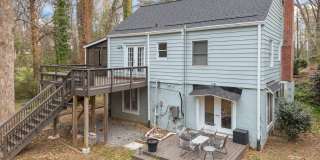 Charming 1 Bed, 1 Bath Duplex with Office/Flex Space near Five Points, Downtown Raleigh Gallery 3