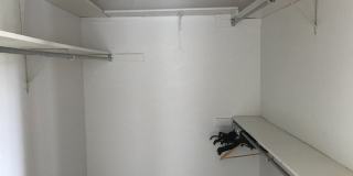 5225 Hunters Circle Gallery 7