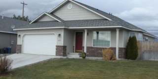 Spacious 3 Bed / 2 Bath - First Month's Rent Half-Off Gallery 1
