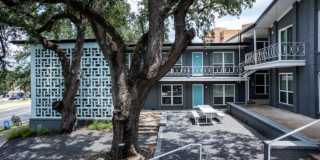 River Oaks Gallery 42