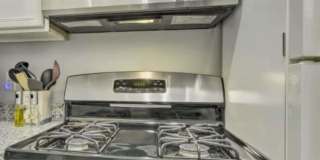 4701 Blue Bird Ct Apt E Gallery 1