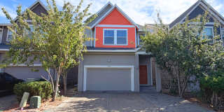 Spacious 3-Bed Beaverton Home with Fenced Yard & 2-Car Garage Spacious 3-Bed Beaverton Home with Fenced Yard & 2-Car Garage Gallery 1