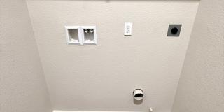 Gorgeous 2025 Built 3 Bedroom 2 Bath Home! Gallery 37