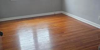1632-00 BENSON Street Gallery 11