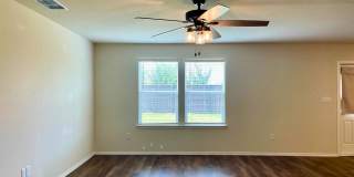 Spacious 3 Bedroom Home with Loft in Converse Near Judson ISD Gallery 5
